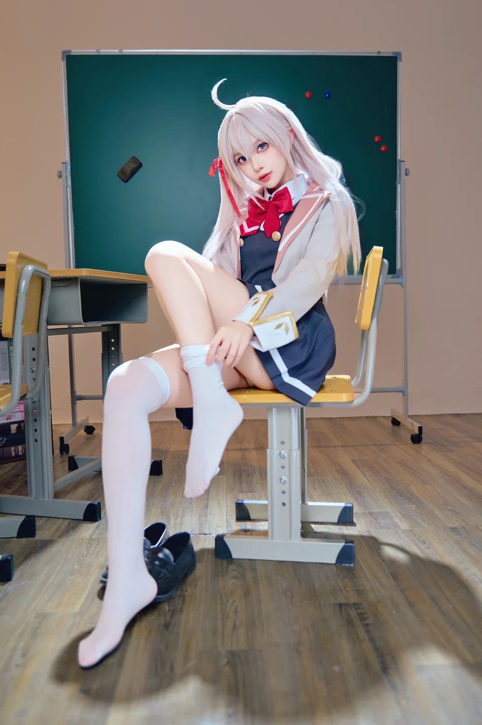 Shika小鹿鹿 - 邻座艾莉同学 [38P,2V-369MB] tg@simisebaisi 【丝足阁】036.webp